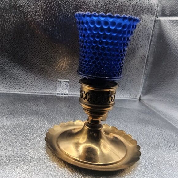 Pair of Vintage Brass Candlestick Holders & Blue Hobnail Glass Hurricane Shades - Picture 3 of 12